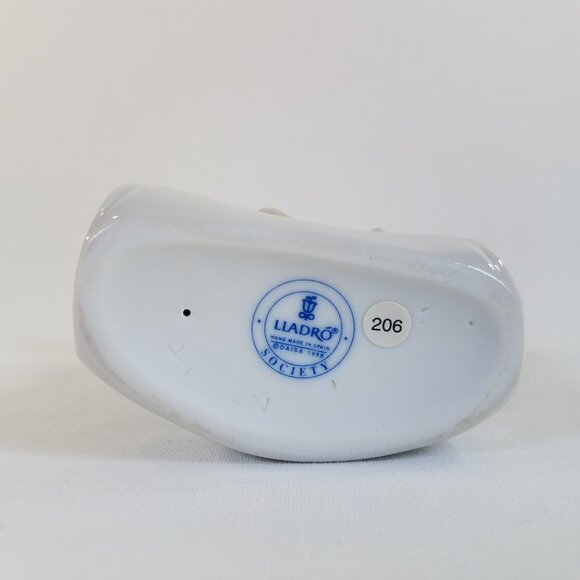 Lladro Society Art Brings Us Together Sign 6.5" Porcelain Figurine Trade Show - Picture 9 of 12